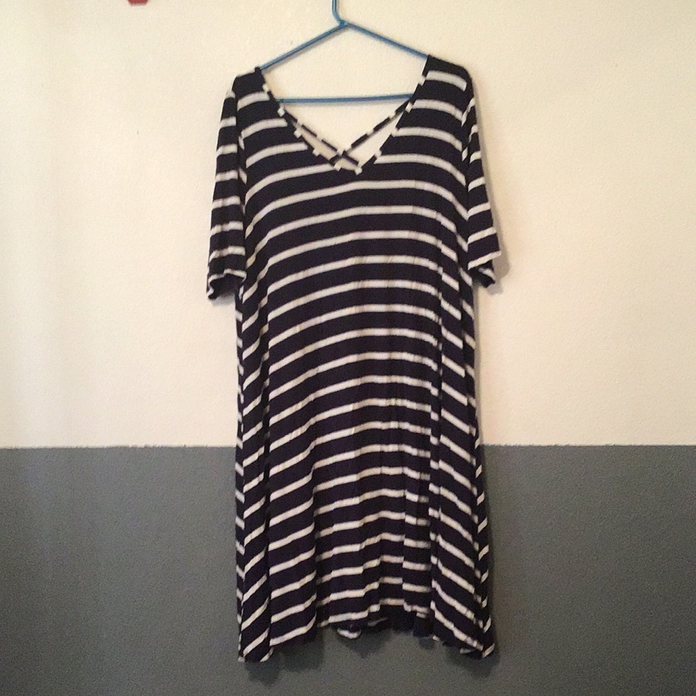 H4 Size 18/20 Lane Bryant Dress